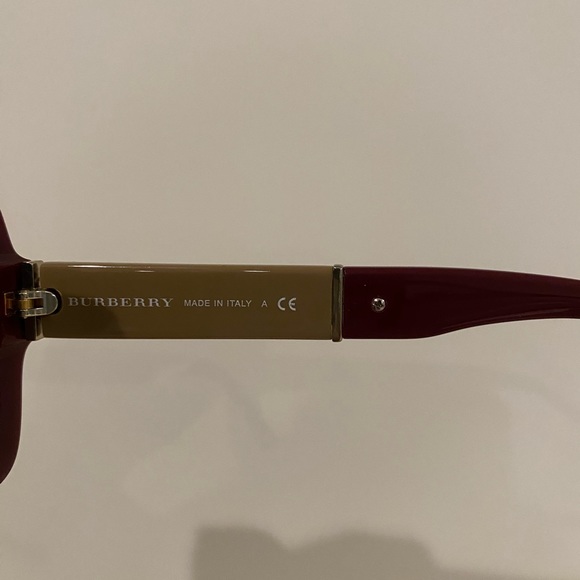 Burberry Oversized Burgundy and black Sunglasses- Authentic - Picture 5 of 5